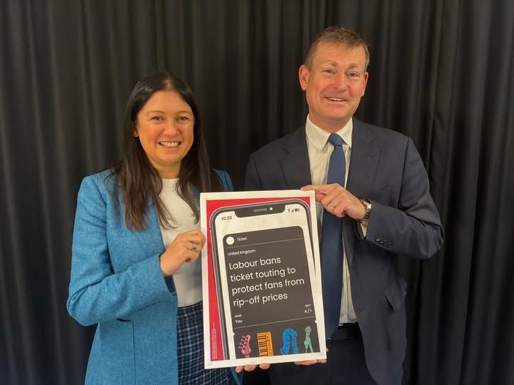 Justin Madders MP with Lisa Nandy, Secretary of State for Culture, Media and Sport.
